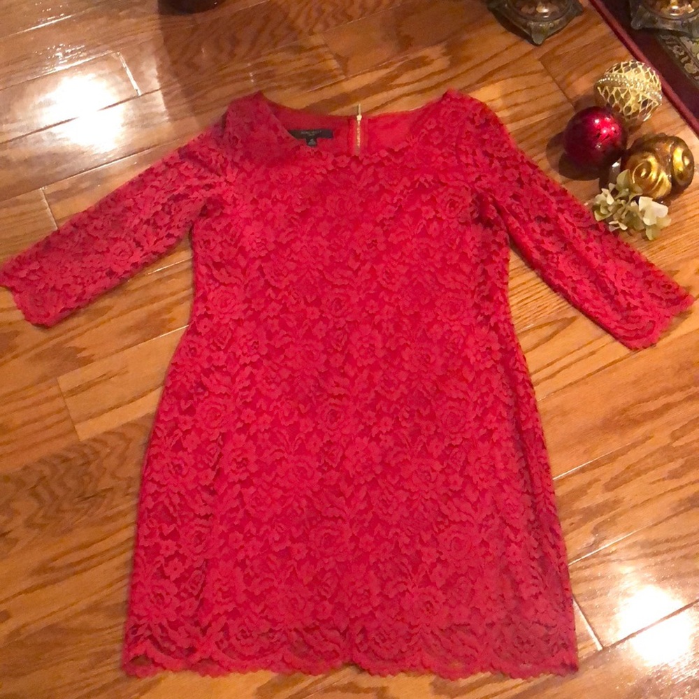 NINE WEST Red Lace Dress with mid length sleeves